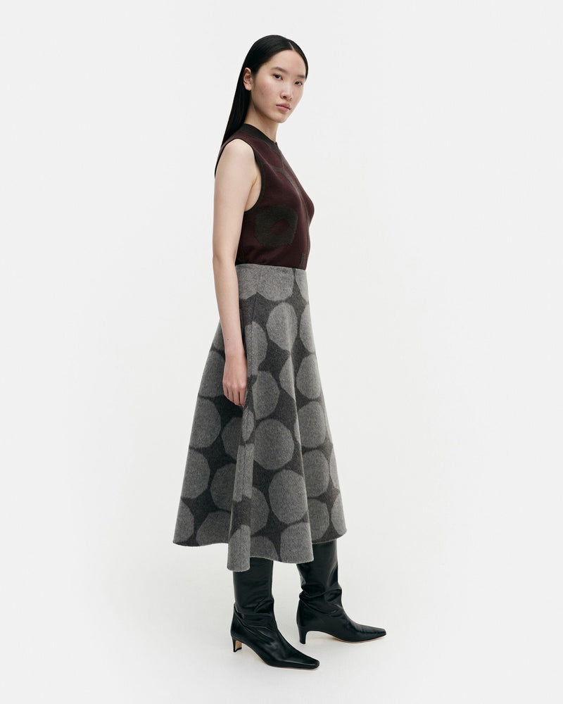 epistyyli kivet - wool skirt