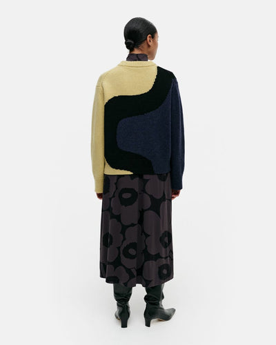 kolonni seireeni - knitted wool pullover